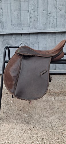 Brown wide fit synthetic - 16",