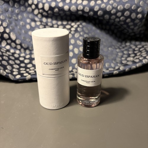 Limited stock dior oud - [limited, stock]