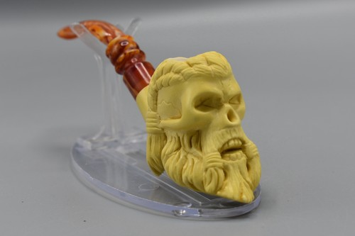Skull beard smoking a - beard,