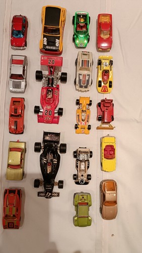 Vintage job lot cars pieces - lot, 18
