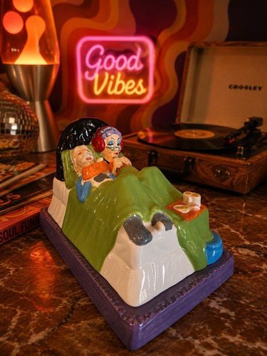 Vintage retro kitsch novelty - retro,