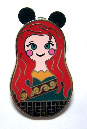 Disney pin nesting - nesting, dolls