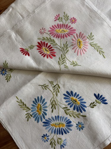 Beautifully hand embroidered - hand,