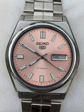 Vintage Seiko 5 Automatic Day/Date 7009 Salmon Dial Men's watch Japan
