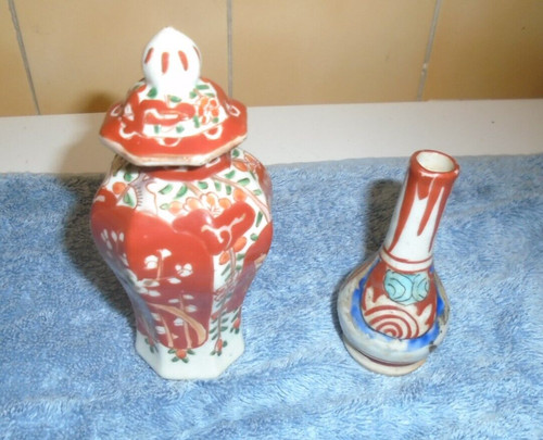 Two small antique japanese - ,