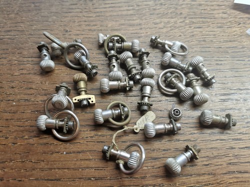 Pocket watch crowns patent - watch,