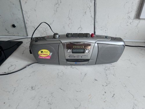 Aiwa p77 cassette player - aiwa,