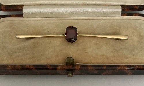 Antique 9ct gold garnet - 9ct, brooch