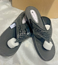 Stunning Boxed Pavers Slip-on