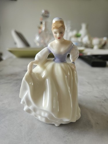Royal doulton fair lady - doulton,