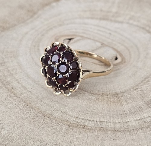 9ct gold ring - -,