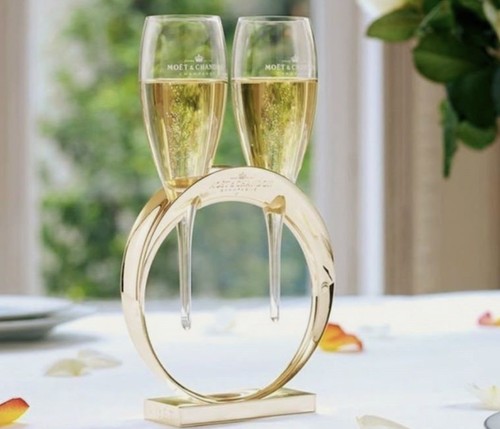 Moët and chandon wedding gift - chandon,