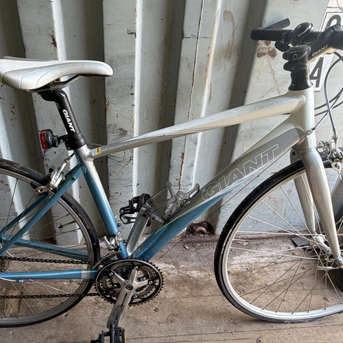 Giant dash road bike - giant,