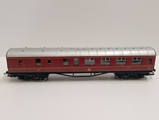 Hornby LMS MK1 Composite Brake Coach No 5644 OO Gauge