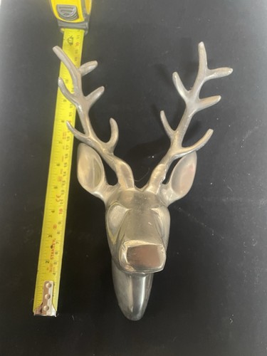 Aluminium stag head wall - aluminium,
