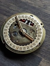 VINTAGE LARGE BULOVA 2181 ACCUTRON -SPARES REPAIR