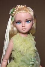 Tonner Tyler rare " Sweetly Sullen Sample" Ellowyne 16" dressed doll