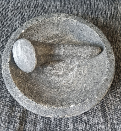 Large heavy basalt - large,