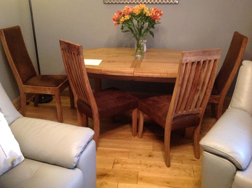 Extending dining table - extending,