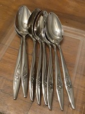 Set Of 8 Oneida LASTING ROSE