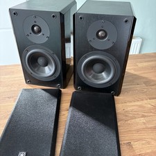 YAMAHA NX-E100 Bookshelf LOUDSPEAKERS  Speakers - High GLOSS BLACK