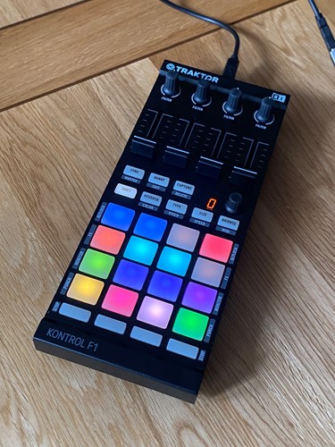 Native instruments traktor - instruments,