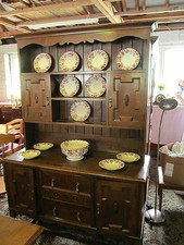 GOOD QUALITY ANTIQUE SOLID OAK DRESSER WITH PLATE RACK 