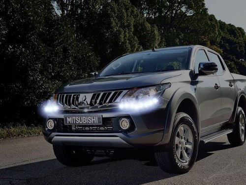 Mitsubishi l200 led drl head - drl,