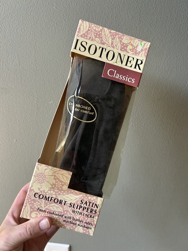 Isotoner foam comfort slippers - comfort,