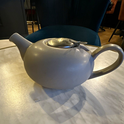 London pottery pebble - london,