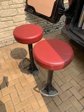 Floor Mounted Fixed Bar Stools Burgundy Cushion PU Leather Commercial Heavy Duty