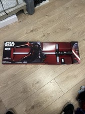 Disney Hasbro : Star Wars Kylo Ren Ultimate FX Lightsaber (toys R Us Exclusive)