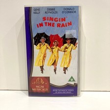 Singin' In The Rain film VHS tape Gene Kelly Debbie Reynolds MGM Musicals