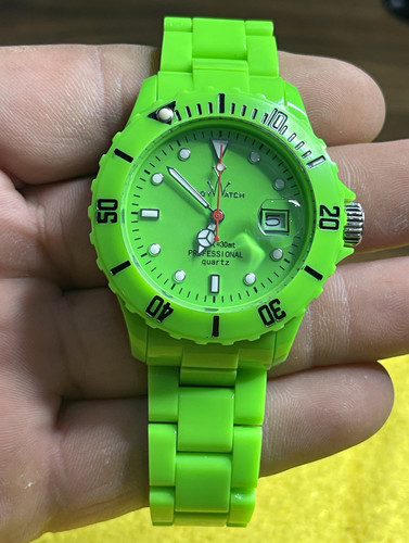 Toywatch quartz analog - toywatch,