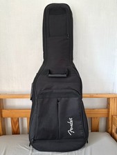 Fender Deluxe Padded Gig Bag