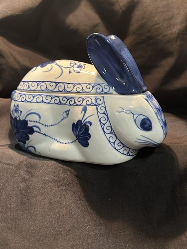 Vintage ceramic blue white - vintage,