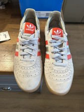 adidas Indoor Supers Size 9