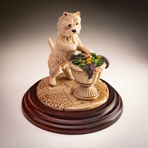 Country artists figurine - country, west