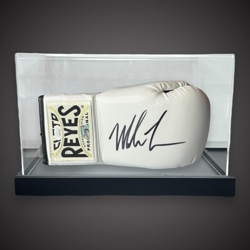 Mike tyson hand - hand, signed