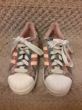 ADIDAS UK Size 5 La Marque Aux 3 Bandes Superstar Trainers