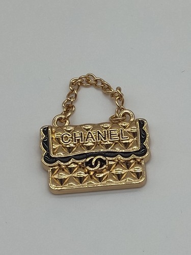Authentic luxury flap - authentic,