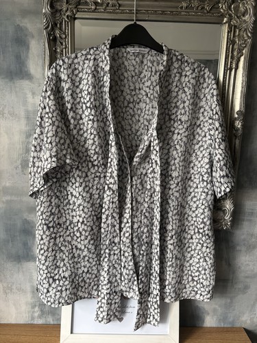 Ladies top size simon - 24, ,