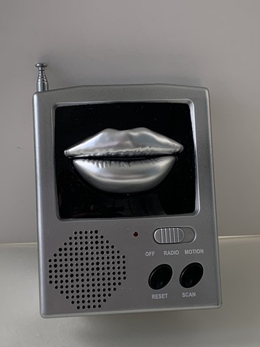 Novelty moving lips radio fm - novelty,