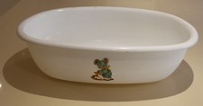 Vintage white plastic baby bath tub