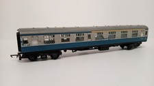 Tri-ang OO gauge coach No