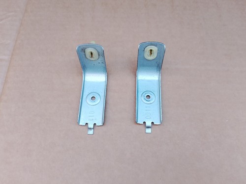 Citroen saxo door brackets - citroen,