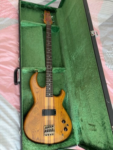 Vintage aria pro 700 - vintage, ii