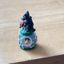 MOORLAND MINIATURES CAT AND THE FIDDLE NURSERY RHYME SET  THIMBLE