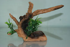 Vivarium Detailed Driftwood Root Size 20 x 9x 14 cms Suitable for all vivariums 