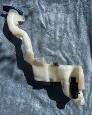 VW Beetle Windscreen Washer